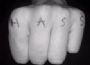 Jede Form von Gewalt ist schlimm. Besonders absto�end ist es jedoch, wenn Rassismus die Ursache ist. 